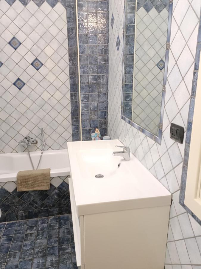 Apartamento Domus Cornelia Nápoles Exterior foto